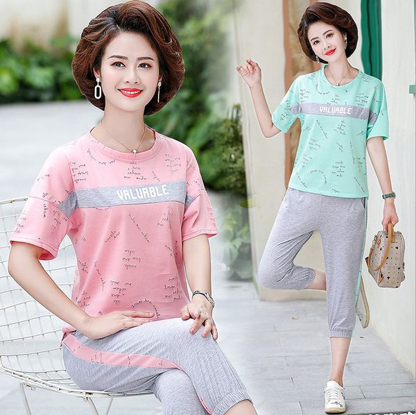 large size mother clothing casual sports suit 2020 summer middle age women cotton short sleeve two piece set, White
large size mother clothing casual sports suit 2020 summer middle age women cotton short sleeve two piece set, White