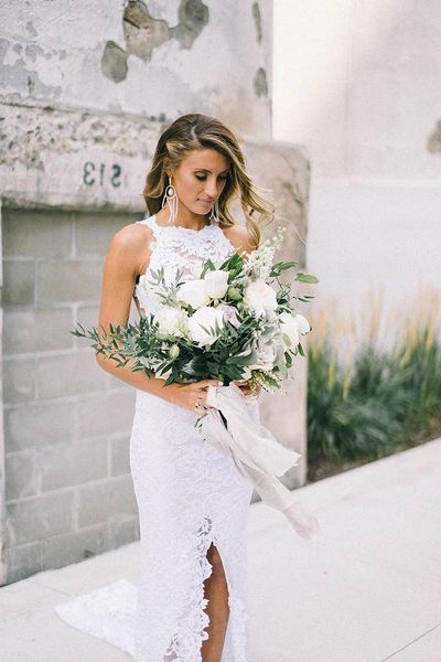 2022 vintage high a-line neck lace wedding dresses sheath/column backless country bridal long train vestidos de novia, White
2022 vintage high a-line neck lace wedding dresses sheath/column backless country bridal long train vestidos de novia, White