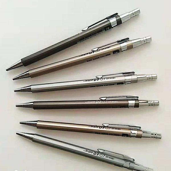 6pcs/lot 0.5mm/0.7mm metal automatic pencil mechanical draft pencil drawing holder mechanical pencils simple, Blue;orange
6pcs/lot 0.5mm/0.7mm metal automatic pencil mechanical draft pencil drawing holder mechanical pencils simple, Blue;orange