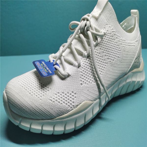professional sneakers running shoes are non-slip, wear-resistant, lightweight and breathable for men
professional sneakers running shoes are non-slip, wear-resistant, lightweight and breathable for men
