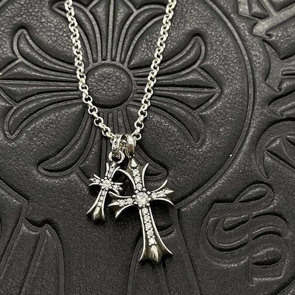 Necklaces Fashion Chrome Designer Mini black Cross Pendant Charm with Rope Chain chrono Necklace Hip Hop Women Men Full Paved Cubic Zirconia Daily chrime
