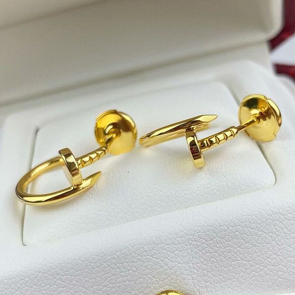 Top Quality Nail Earring Designer Stud S925 Sterling Silver Temperament Light Luxury Diamonds Earrings Fashion Party Premium Jewelry with Classic Red Box Packing