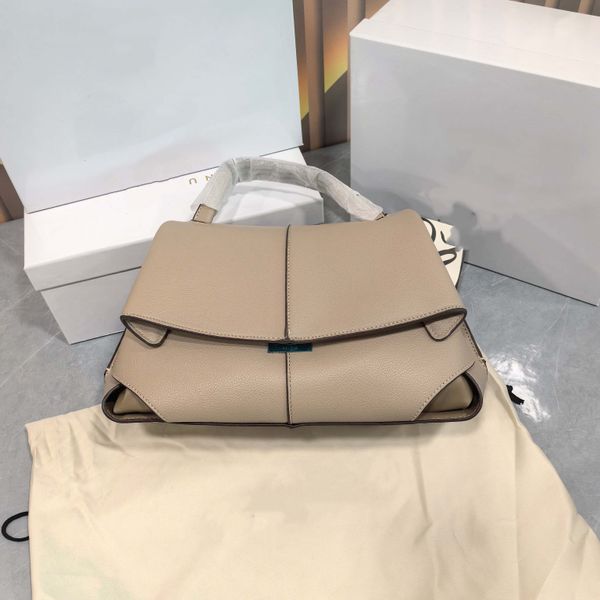 A733-AAAAA Vacation…