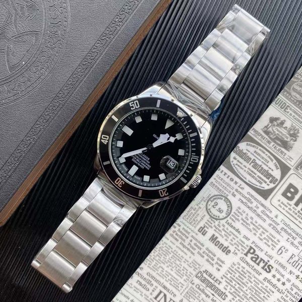 Stainless Steel Men's Watch: Automatic Mechanical Movement, Classic Three-Hand Design, Premium Craftsmanship, Mineral Super Hard Glass, Blue
Stainless Steel Men's Watch: Automatic Mechanical Movement, Classic Three-Hand Design, Premium Craftsmanship, Mineral Super Hard Glass, Blue