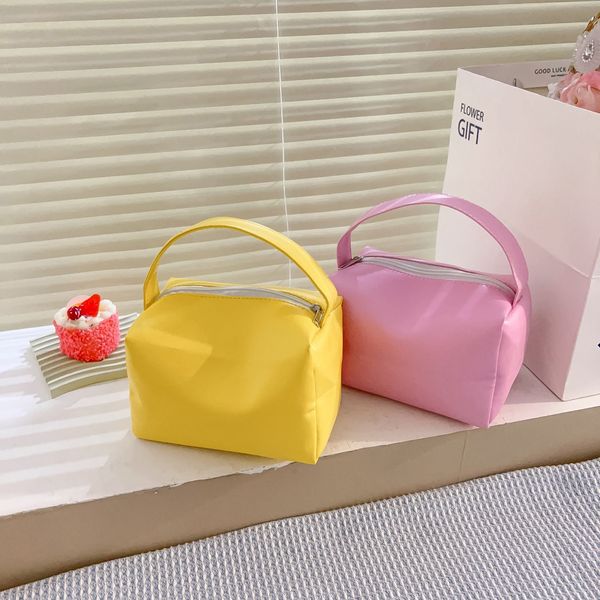 D970 Chic Unisex De… - image