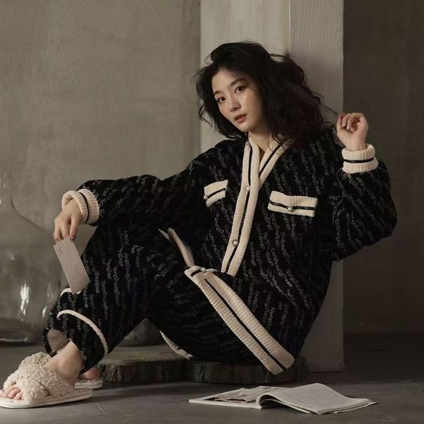 B1303-Chic Casualwe… - image