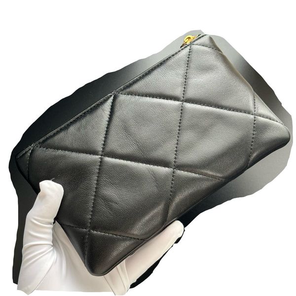 The classic style long wallet handbag is versatile, simple and elegant. It features a large capacity multi-functional wallet and comes with a gift box, Black
The classic style long wallet handbag is versatile, simple and elegant. It features a large capacity multi-functional wallet and comes with a gift box, Black