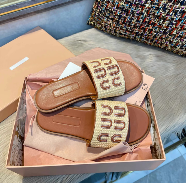 Designer Sandals Summer Beach sandal Patch Raffia Straw Crochet Matelasse Nappa Leather Slides Luxury Women Slippers Outfit Leather Flat Shoes Sandalias, Color 13
Designer Sandals Summer Beach sandal Patch Raffia Straw Crochet Matelasse Nappa Leather Slides Luxury Women Slippers Outfit Leather Flat Shoes Sandalias, Color 13