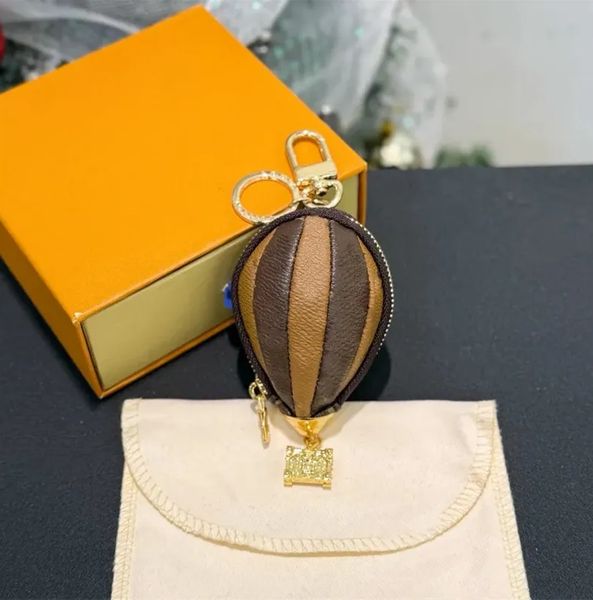 Designer Keychains Lanyards Hot Air Balloon Key Holder Bag Charms Creativity Coin Purse Keychain Pendant Fire balloon Charm Keyring Christmas Gift 2026