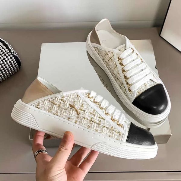2026 summer luxury sneaker Designer skateboard shoe women's fashion white weave Leather sport athletic flat shoe track run casual dress youth outdoor tennis shoes
