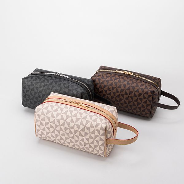 2026 new retro light luxury texture three-piece set casual shoulder shopping bag Card holder card sleeve coin purse pillow bag one-shoulder bag makeup bag