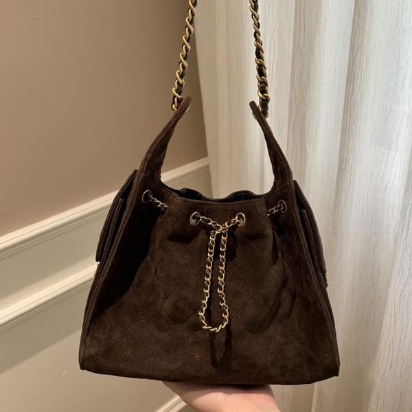 Totes Women Shoulde…