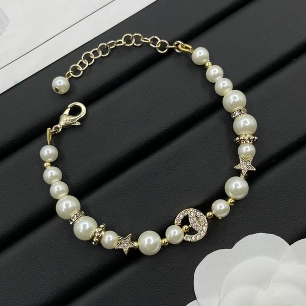 Designer Bracelet Necklace Luxury Pearl Bracelet Birthday Bracelet High Quality Women Letter Necklace Party Wedding Jeweley Gift with Box
Designer Bracelet Necklace Luxury Pearl Bracelet Birthday Bracelet High Quality Women Letter Necklace Party Wedding Jeweley Gift with Box