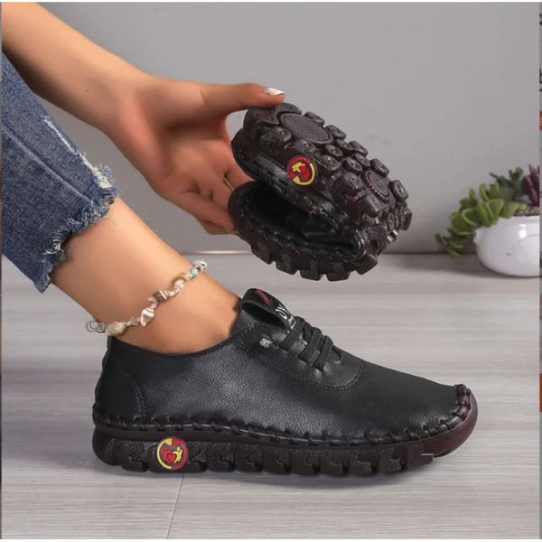 2025 Women's Soft Leather Flats Fine Stitching Non-Slip Wave Sole Comfortable Flexible Shoes