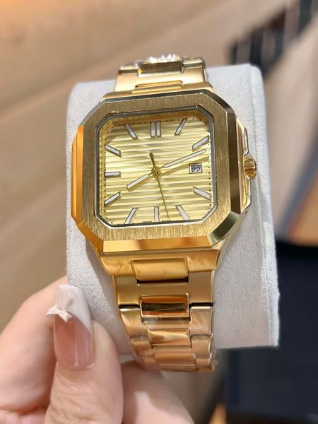 Classic Best-selling Men's Watch, Overall Simple and Elegant Design, Flexible for Casual and Business Wear, with High-performance Quartz Movement, Bronze
Classic Best-selling Men's Watch, Overall Simple and Elegant Design, Flexible for Casual and Business Wear, with High-performance Quartz Movement, Bronze