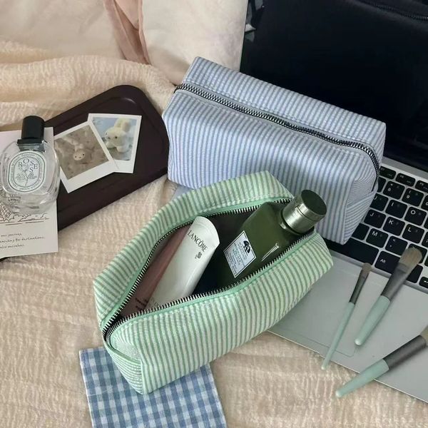 D997 Chic Multi-Pur… - image