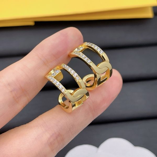 Earrings Designer for Women Designer Earrings Studs Classic Earring Letter Elagant Women Stud Earrings Fashion Jewelry
Earrings Designer for Women Designer Earrings Studs Classic Earring Letter Elagant Women Stud Earrings Fashion Jewelry