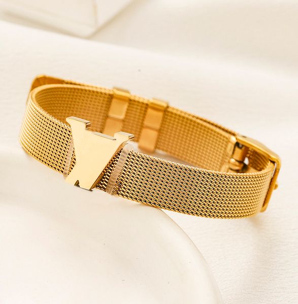 Classic Stainless Steel Bangle Bracelets Personality Cuff Bracelet Designer Wristband Fashion Accessories Women Wedding Party Jewelry Gift