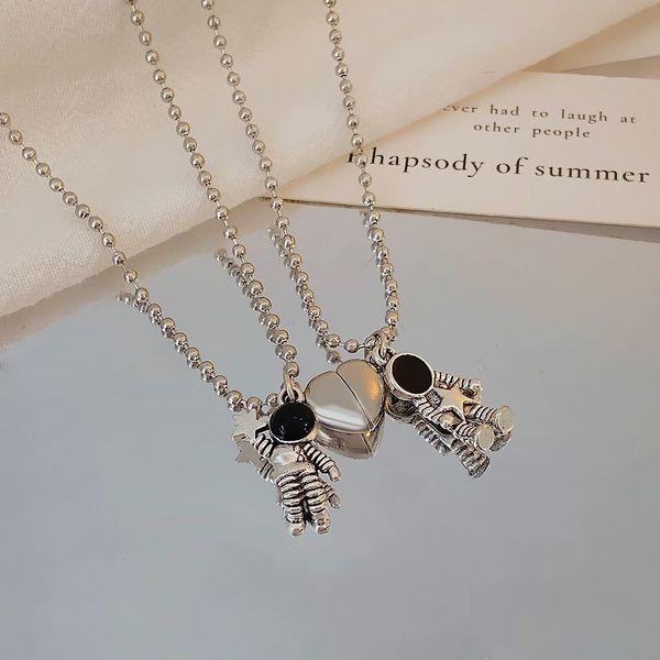 Collectors Item Interlocking Cosmonaut Jewelry Couples Set with Novelty Design M260703
