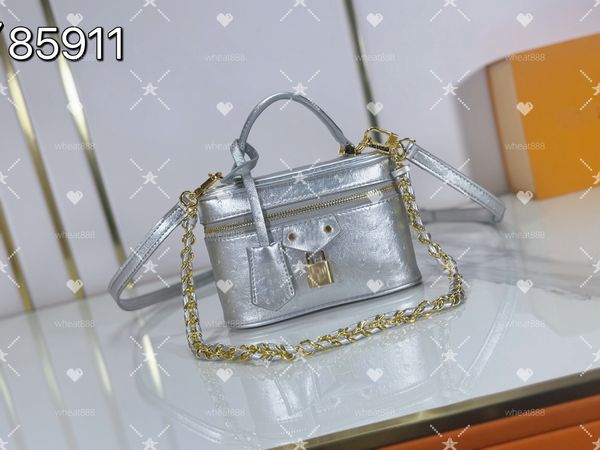 Elegant Designer Su…