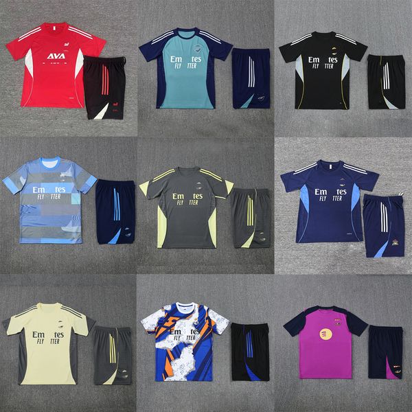 Designer Men's Tracksuit Letter Printed Jersey 2 Pieces Set Short Sleeve Adult Sizes S-2XL Soccer Breathable Sportswear