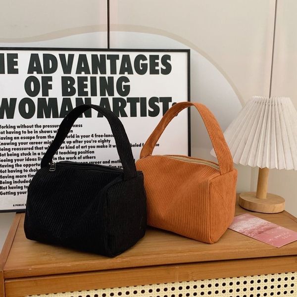 D1016 Compact Luxur…