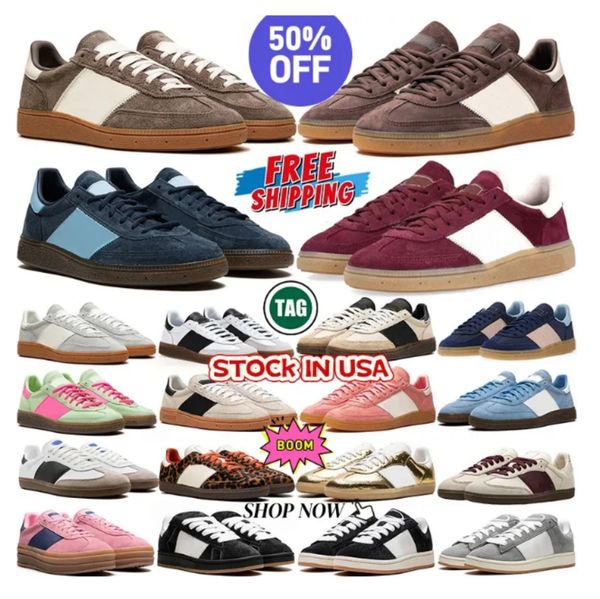 Sandals Athletic Th…