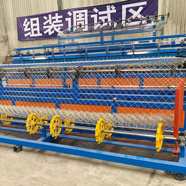 Automatic Chain Link Fence Weaving Machine with CNC System High Efficiency for Making Security Fence and Garden Mesh
Automatic Chain Link Fence Weaving Machine with CNC System High Efficiency for Making Security Fence and Garden Mesh