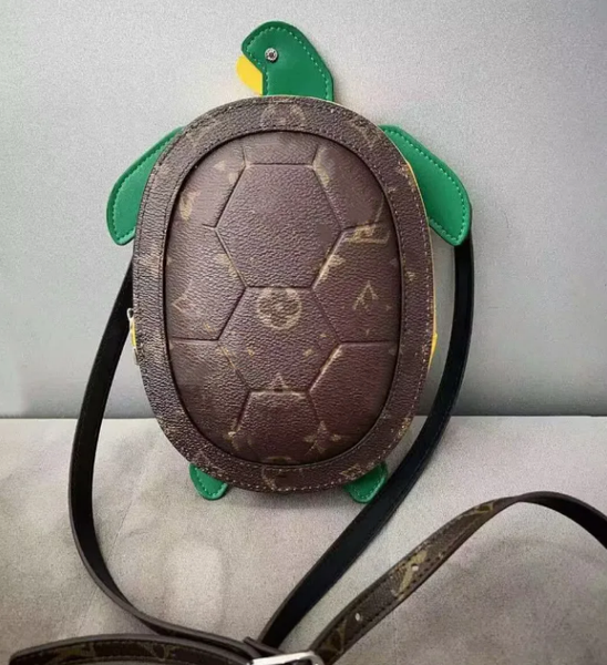 Cute Turtle Backpack Leather Messenger bag Designer bags Mini Handbags Keychains pouch for fashion men women Brand bag charm