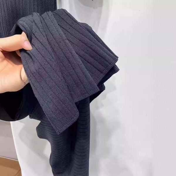 2026 Spring/Summer New Color C15 blocked V-neck Fluffy Single breasted Short Sleeve Solid Color Knitted Dress for Women