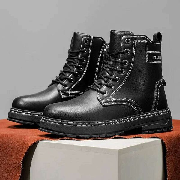 New style thick-soled traditional boots, mid-top outdoor hiking street versatile black men's boots