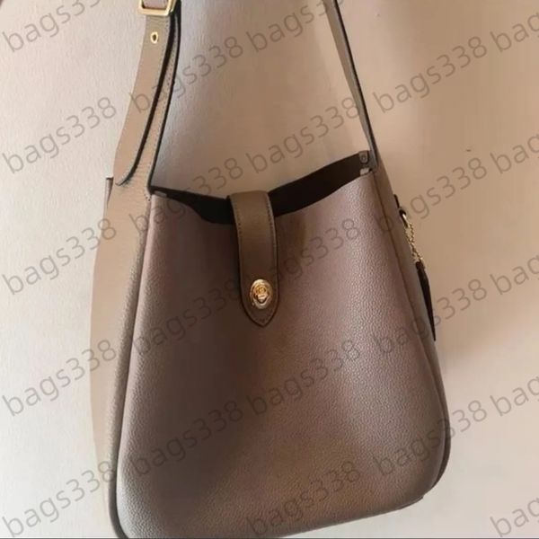 Designer bag brooklyn bags 28 39 34 cm suede luxury women single shoulder tote YN handbag quality capacity top minimalist genuine leather classic underarm fashion, A1#28cm
Designer bag brooklyn bags 28 39 34 cm suede luxury women single shoulder tote YN handbag quality capacity top minimalist genuine leather classic underarm fashion, A1#28cm
