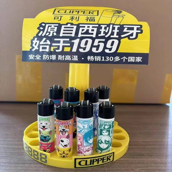 New 4Pcs CLIPPER Retro Grinding Wheel Open Flame New Inflatable Lighter Cigarette Accessories Men's Small Gifts