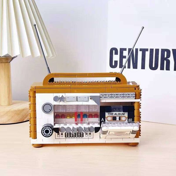Retro radio model building blocks, nostalgic desktop decoration, perfect birthday and Christmas gift C260306