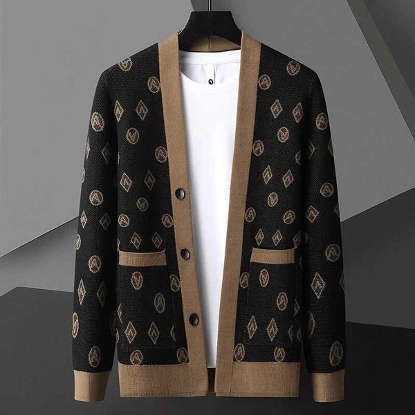 High-end Knitted Cardigan Jacket for Men Spring and Autumn Korean Style Slim Fit Outerwear Fashion New Mens Knitted SweaterT260310