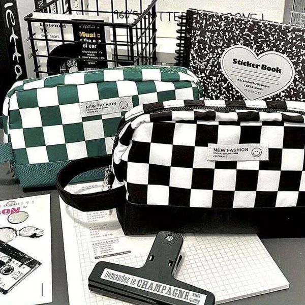 1Pcs Classic Checkerboard Pen Large Capacity Student Checker Portable Multifunction Stationery Storage Bag 26Y0310