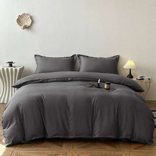 Class 2025A new simple high-end solid color skin-friendly four-piece set, student dormitory three-piece set can sleep naked H260311