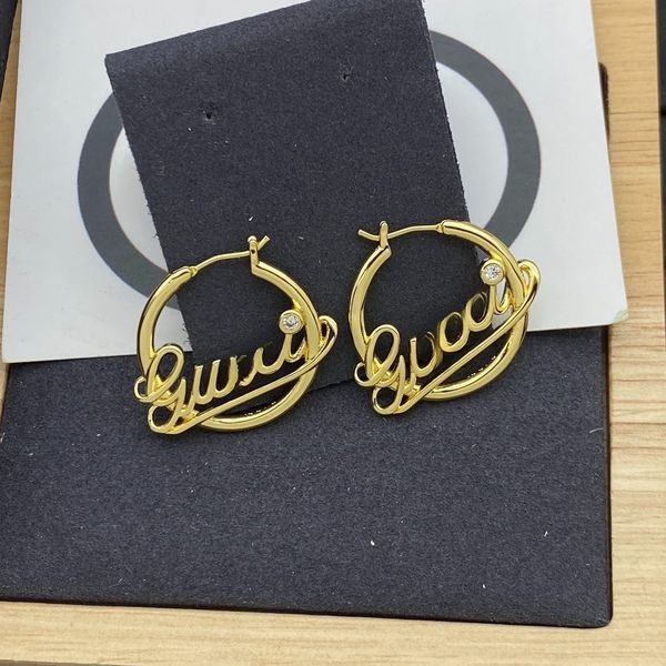 Designer Earring Fashion High Quality Hoop Earrings for Women Girls Ear Studs Set Designer Jewelry Earring Wedding Gift
