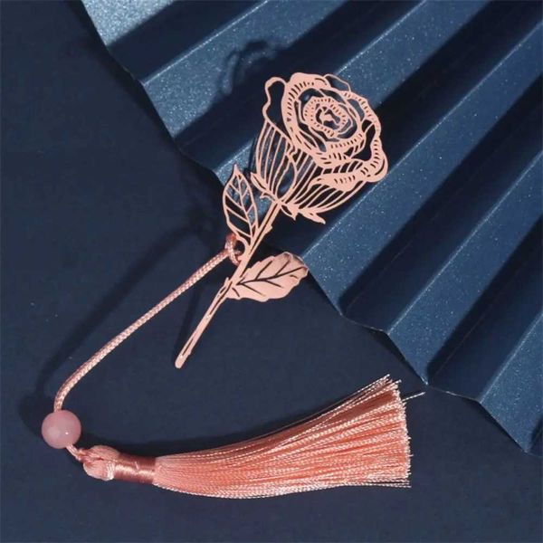 Metal Bookmark Chinese Style Vintage Creative Leaf Vein Hollow Maple Leaf Fringed Apricot Leaf Bookmark Gifts S26317{category}