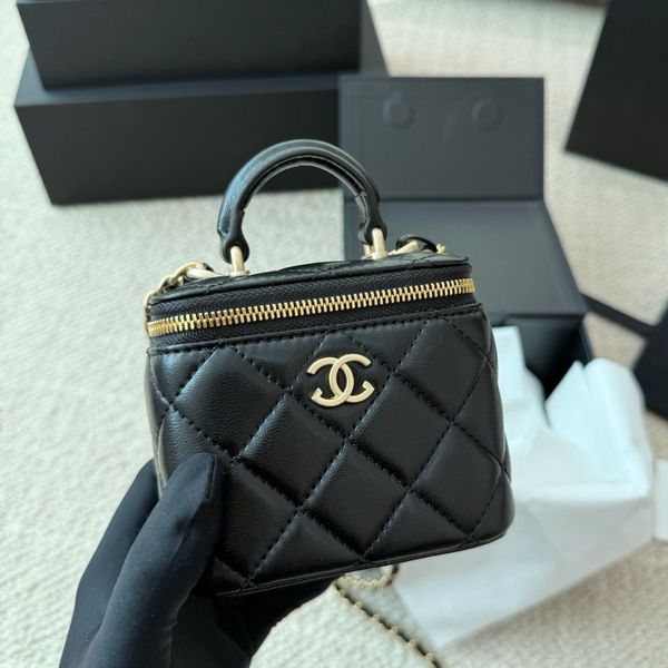 Designer bag luxury bag shoulder bag fashionable and high-quality diamond patterned gold bead chain diagonal cross bag women's mini wallet fashionable handbag, #6-11cm
Designer bag luxury bag shoulder bag fashionable and high-quality diamond patterned gold bead chain diagonal cross bag women's mini wallet fashionable handbag, #6-11cm