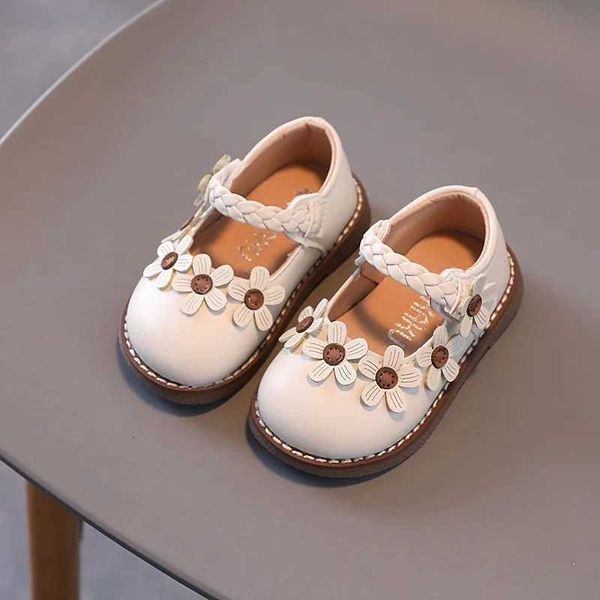 Toddler Flat Shoes Sweet Flowers Weave Kids Walking Shoes Princess Style 2025 N…