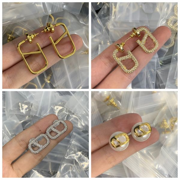 Designer Brand Earring Luxury Women Crystal Diamond Earring Gold Plated Studs Earrings Women Wedding Party Jewelry Gift
Designer Brand Earring Luxury Women Crystal Diamond Earring Gold Plated Studs Earrings Women Wedding Party Jewelry Gift