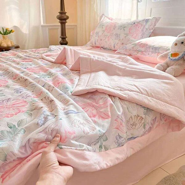Fashion Flower print Cool blanket for Summer Light skin friendly air conditioner Comforter Single Double Bed Home Decor Quilt 26H0320