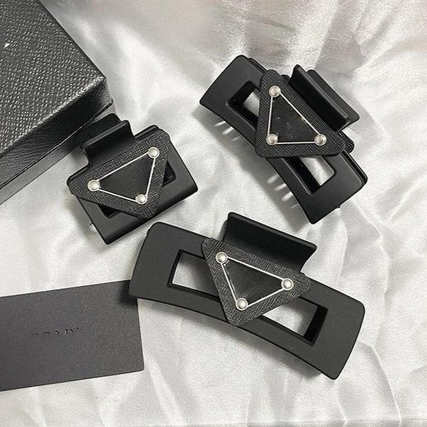High Quality Black Barrettes Hair Clips Designer Brand Metal Hair Claw Clip Classic Letters Hairpin Hair Jewelry Hair Accessories