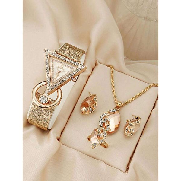 4PCS Set Woman Bracelet Watches Ladies New Fashion Triangle Crystal Leather Quartz Watch For Girls Gift Reloj Mujer Wristwatches