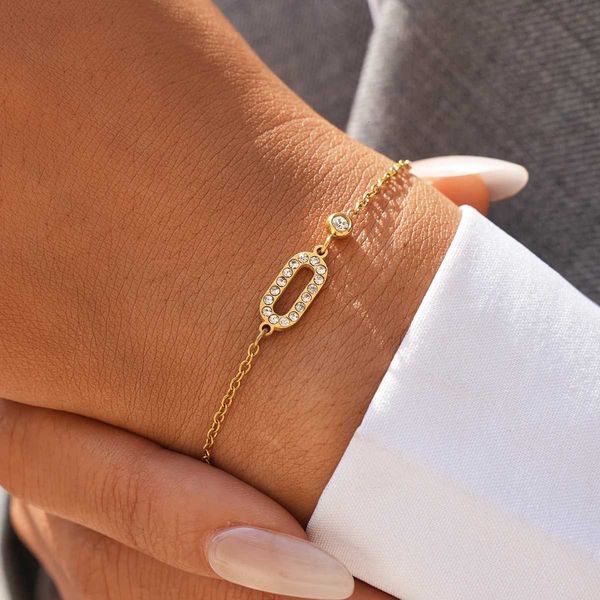 Elegant Zircon Stai…