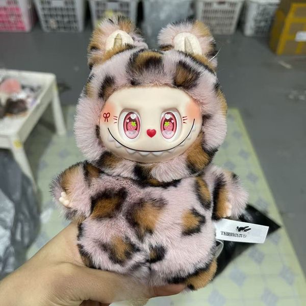 Labubu Keychain Designer Keychain Luxury Bag Charms Plush Design Temperament Versatile Style Keychain Fashion People Design