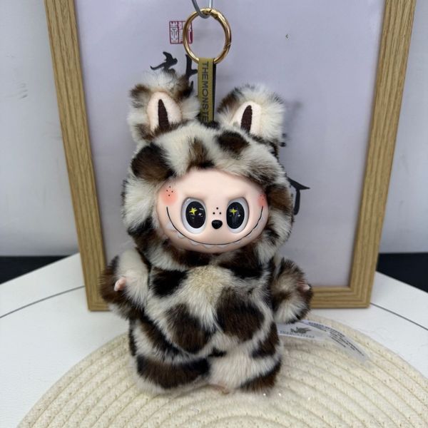 Luxury Keychains Furry Designer Cute Labubu Bag Charms cessories Doll Car Holiday Gifts Accessories