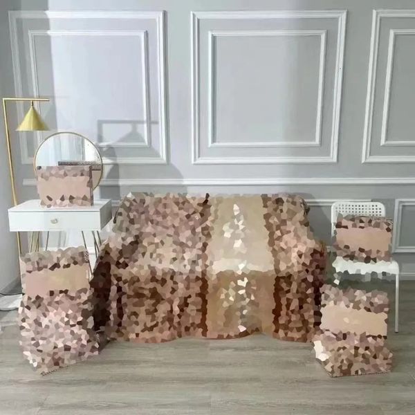 Luxury Designer Throw Designer Classic Letter Flower Letter Logo Flannel Office Napping Leisure Travel Thickened Blanket 150*200Cm L h 100 031 031 031