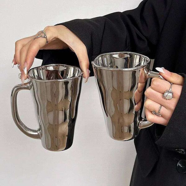 Creative Silver Mug with Handle Milk Coffee Cup Modern Simple Universal Water Cups Drinkware Home Decoration Gift 26L0506